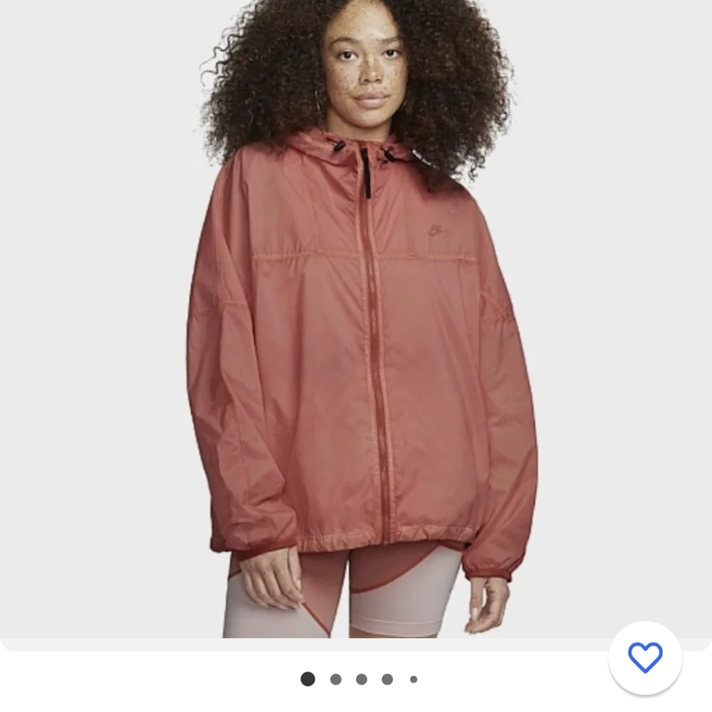 NWT WOMEN'S Size M NIKE TECH PACK PACKABLE Jacket